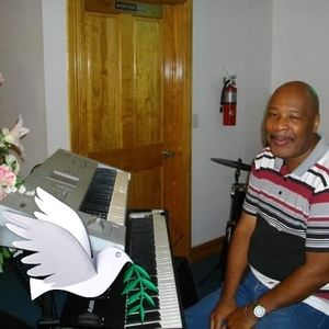 Meet your Posher, Ray